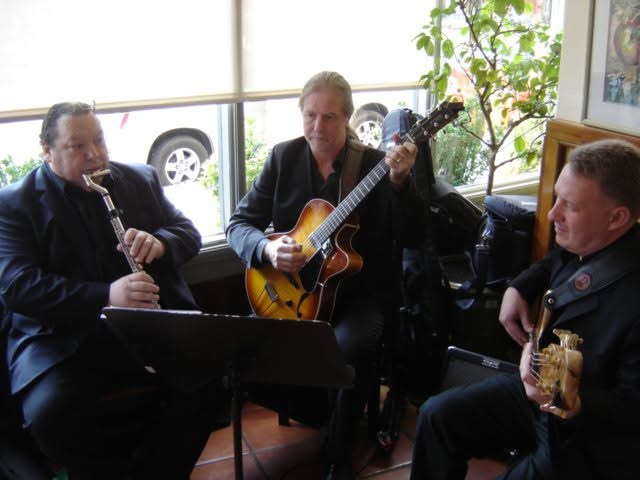 Jerry Lynn Guitarist with Bob Abbot and Don Stapleson